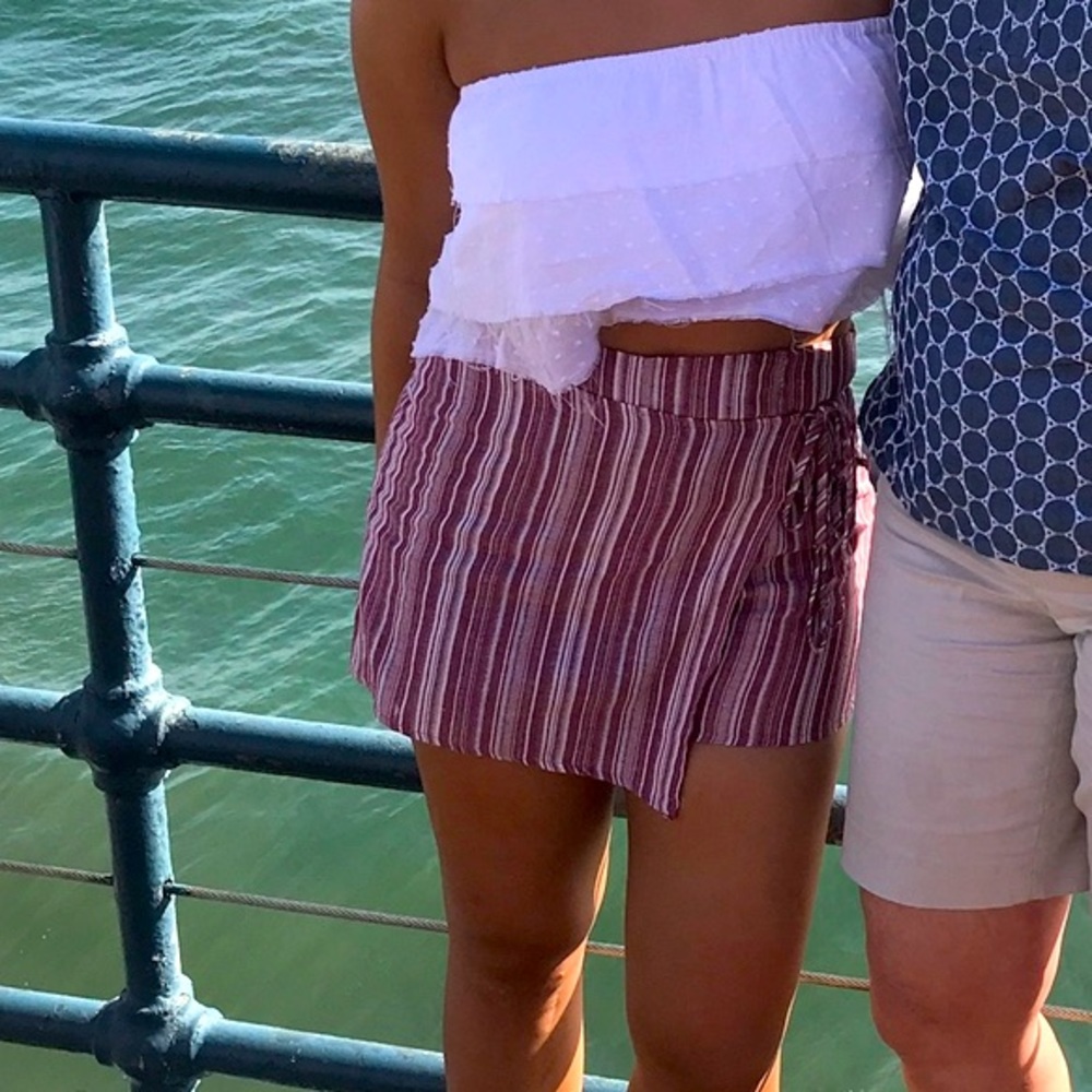 Native skort